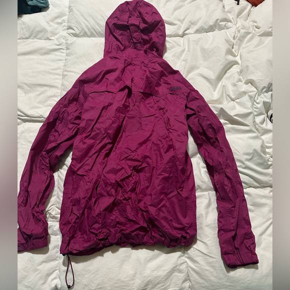 Cabela’s Pink Adjustable Rain Jacket LIKE NEW - Picture 7 of 8